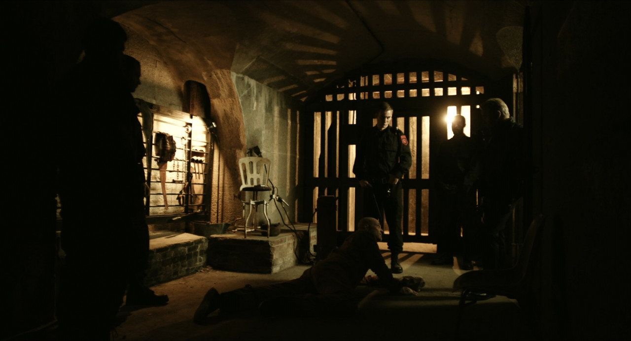 Brawl in Cell Block 99 2017 (1080p x265 10bit Tigole).mkv_snapsh