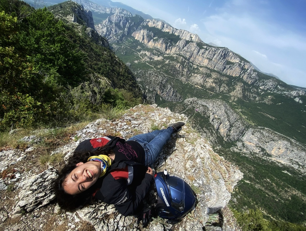 1E155FF4-E752-4652-977F-528C17CBAFDB