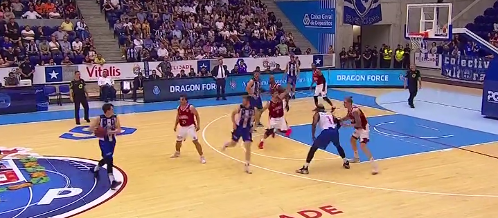 BASQUETEBOL: BENFICA VENCE FC PORTO E GARANTE PRESENÇA NA FINAL