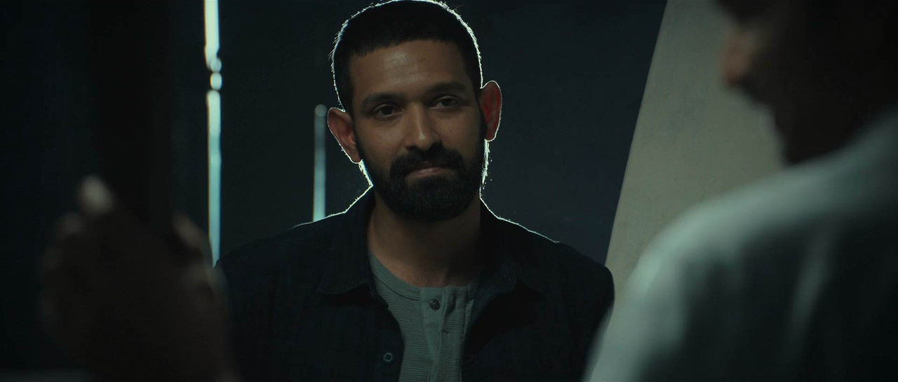 Phir Aayi Hasseen Dillruba 2024 WebRip [Hindi + Tamil + Telugu] 480p, 720p, 1080p ESub Screenshot