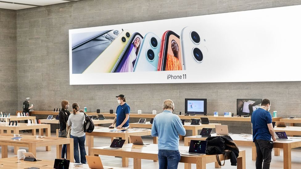 apple-store-bi-cuop-gan-500-iphone-apple-watch-va-airpods-1668558354713-1668558356300769461361.png