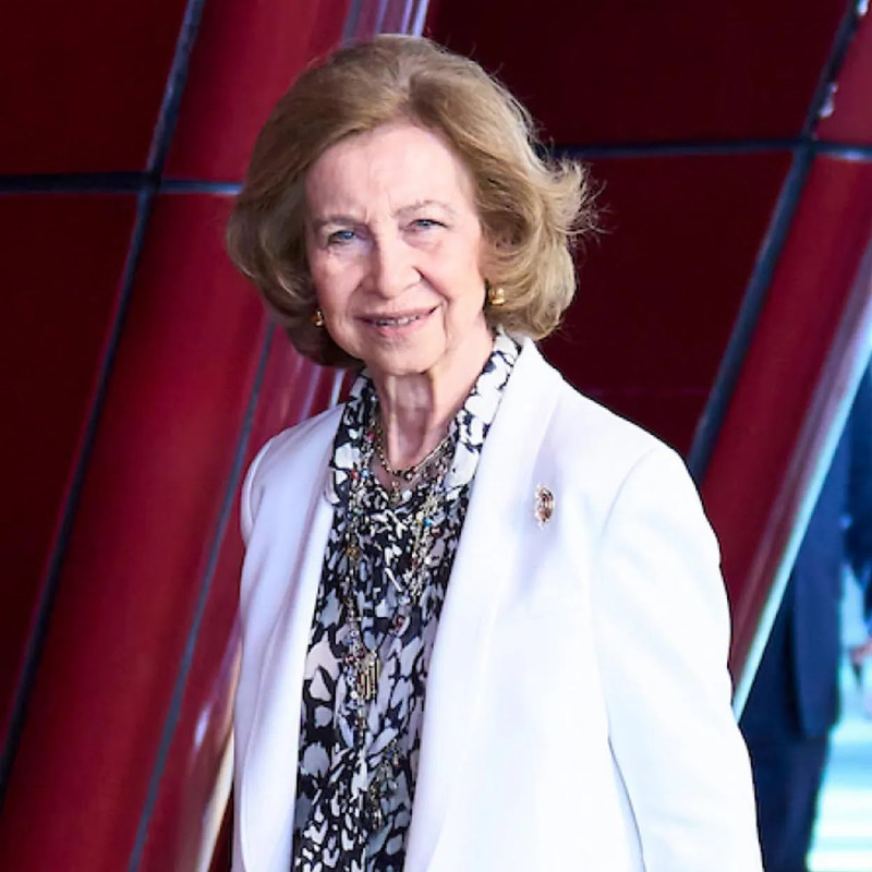 reina-sofia-honoris-causa-kJVH-U230115921453HGI-1248x1248@MujerHoy