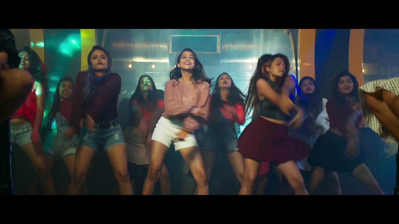 vlcsnap-2023-12-18-00h37m44s043