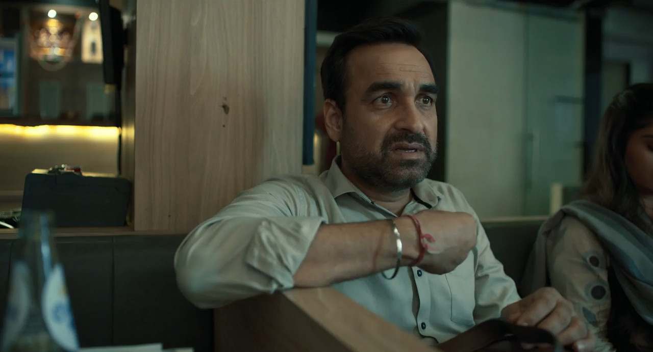 Criminal Justice: A Family Matter 2025 WebRip Season 1 [Hindi + Tamil + Telugu + Malayalam + Kannada] 480p 720p ESub Screenshot