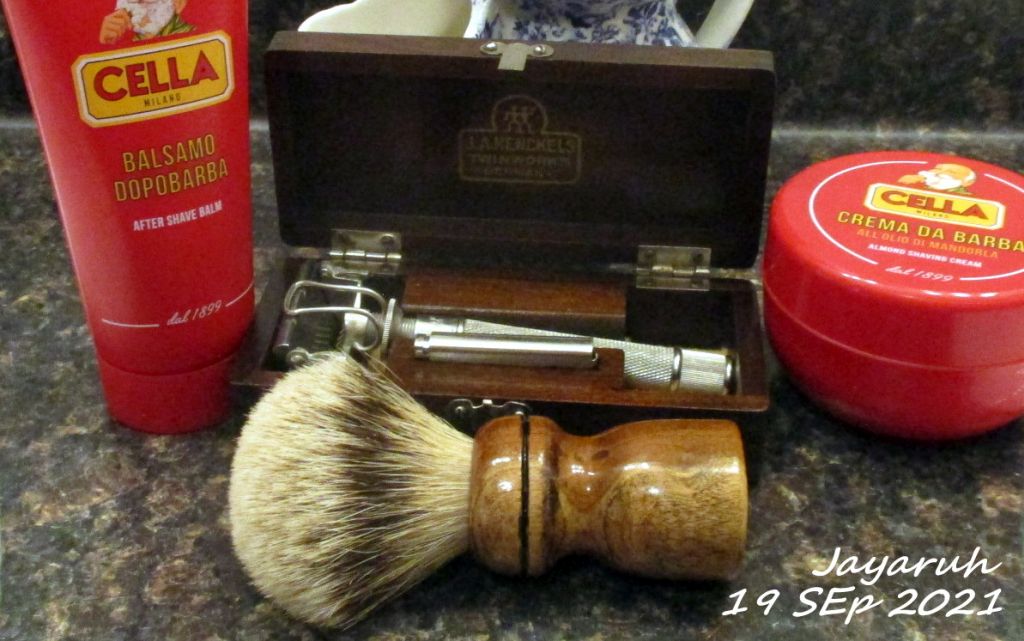 [Image: sos210919.jpg]