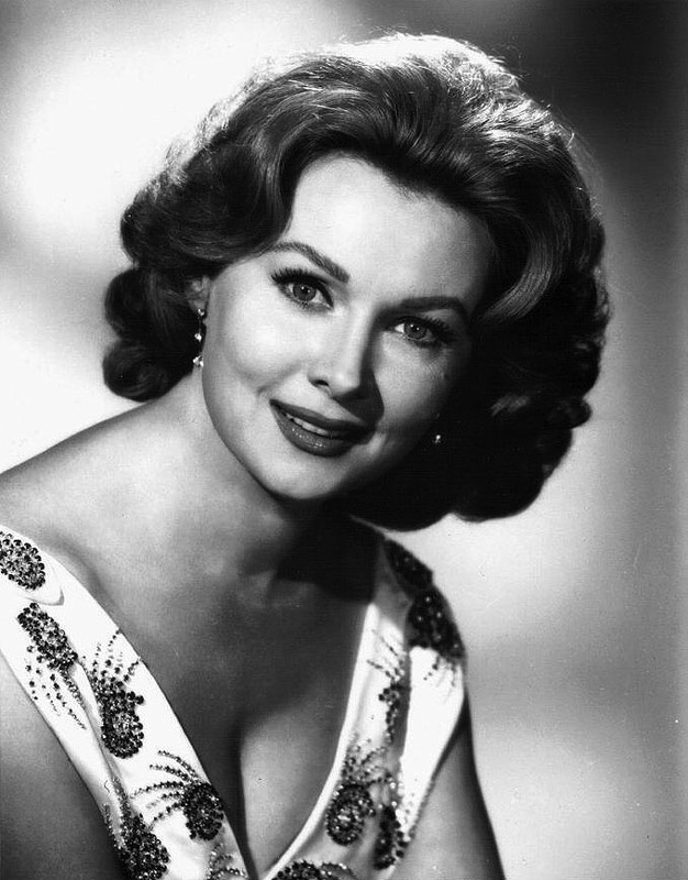 rhonda_fleming_c06