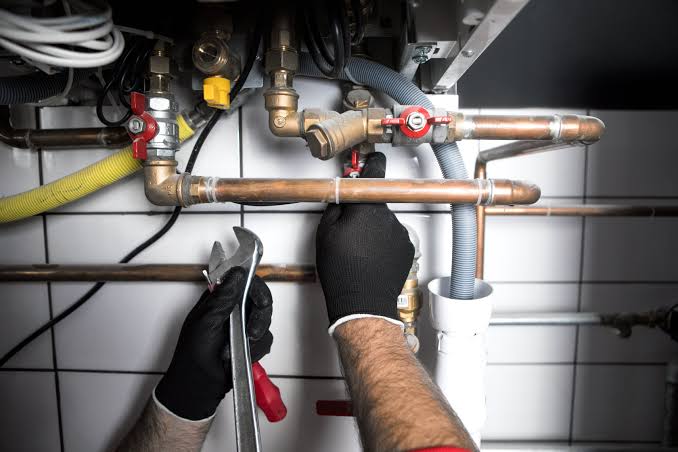 Pipe repair service