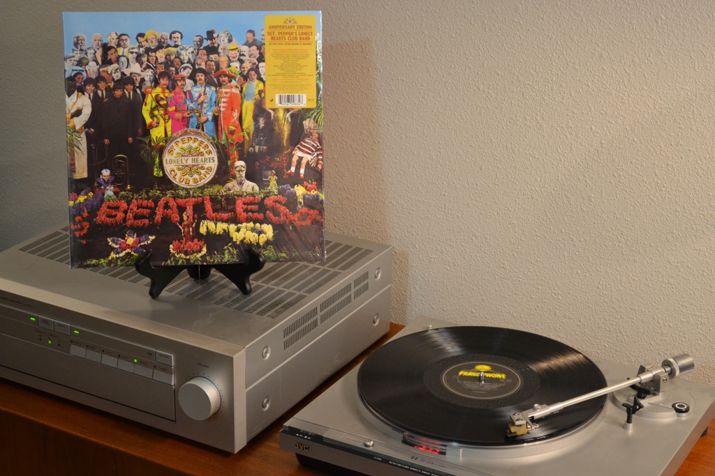 Sgt-Pepper-s-JVC-L-A31.jpg