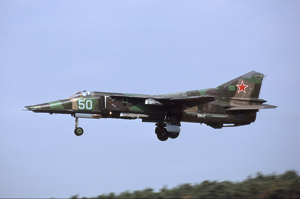 559 APIB Mig-27K 50 Blue_76802627163_4[Finsterwalde 8.92] (2)