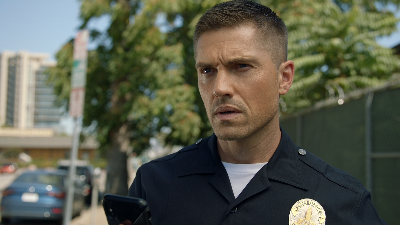 The.Rookie.S02E06.Fallout.1080p.10bit.AMZN.WEB-DL.AAC5.1.HEVC-Vyndros.mkv_snapshot_12.56_[2019.11.06