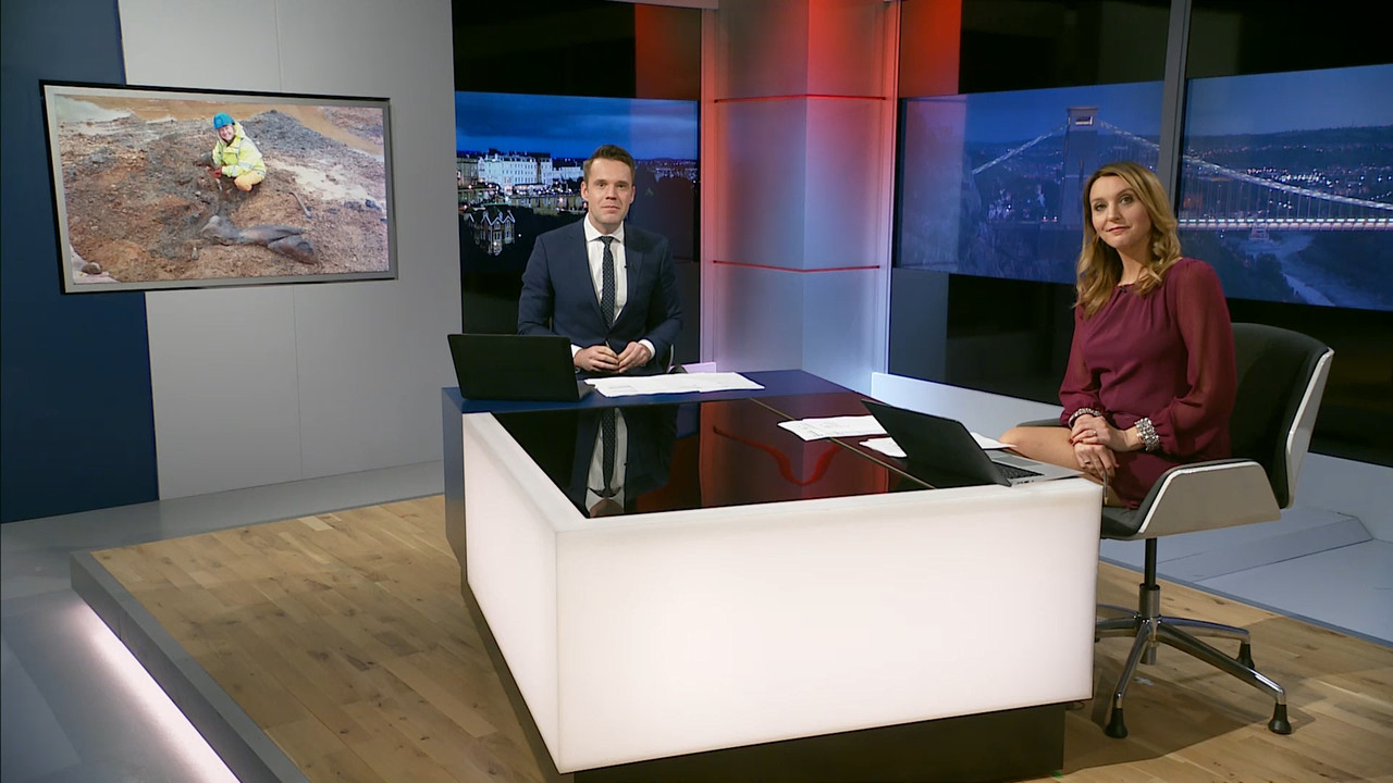 12.23 - 18.00.00 - ITV News London. The latest news in London and the....ts_snapshot_13.44.808