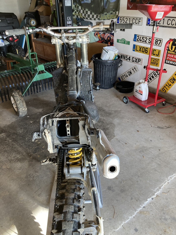 F5535FD4-395E-446F-B61F-588B6009AE9B