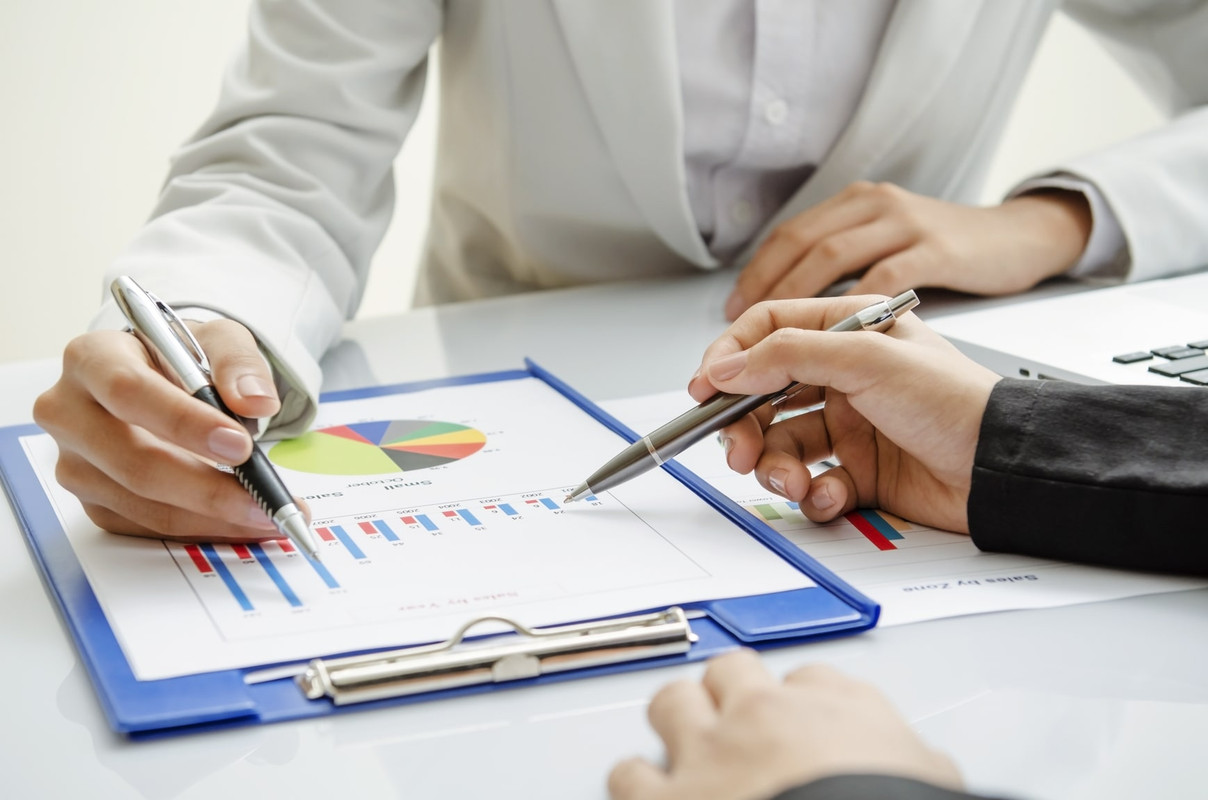 Why Consider Professional Bookkeeping Services for Small Business?