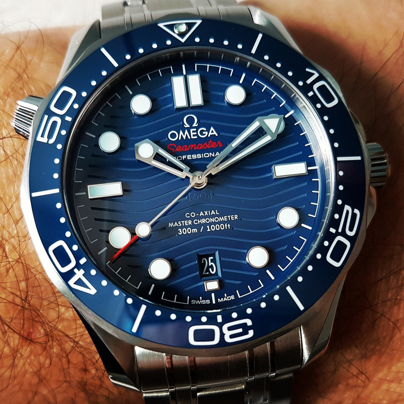 Ω Seamaster Professional Diver 300M Co-Axial Master Chronometer 42mm Cal. 8800 Blue (2)