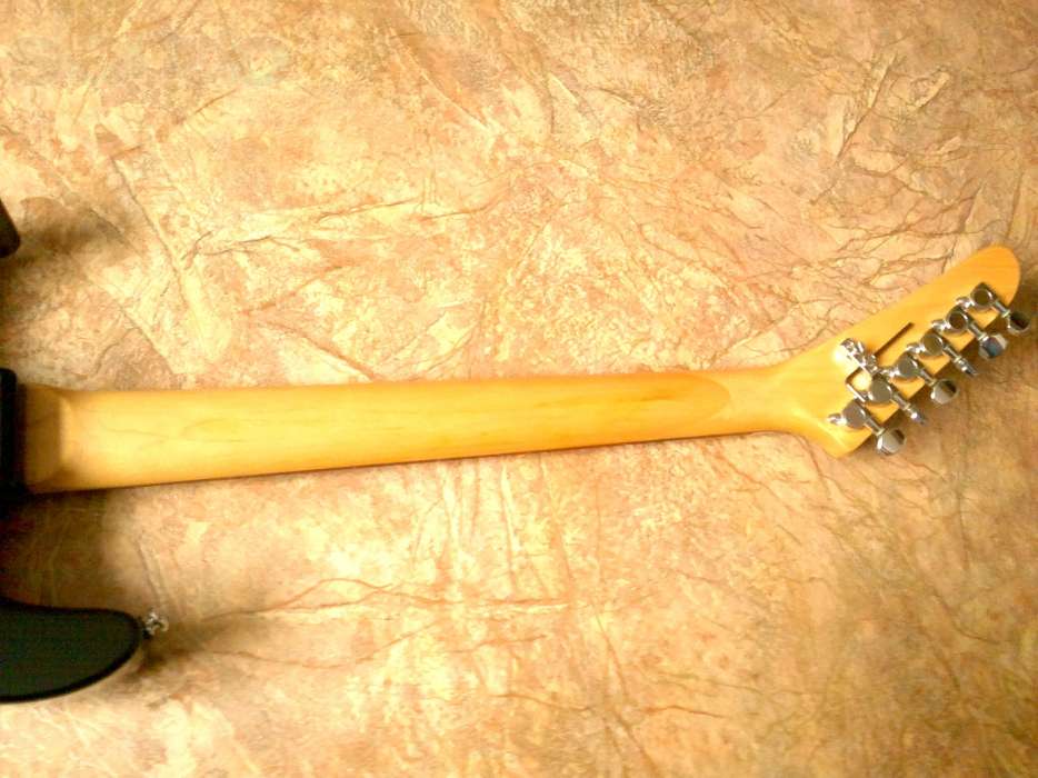 115409841_7_1000x700_prodam-gitaru-slammer-hamer