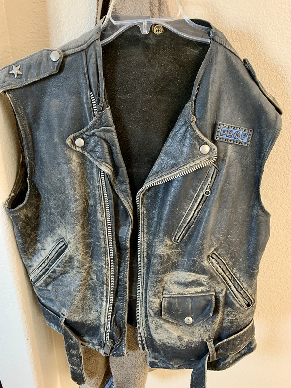 FB6F8B2F-8B55-48F7-B058-03796A299649