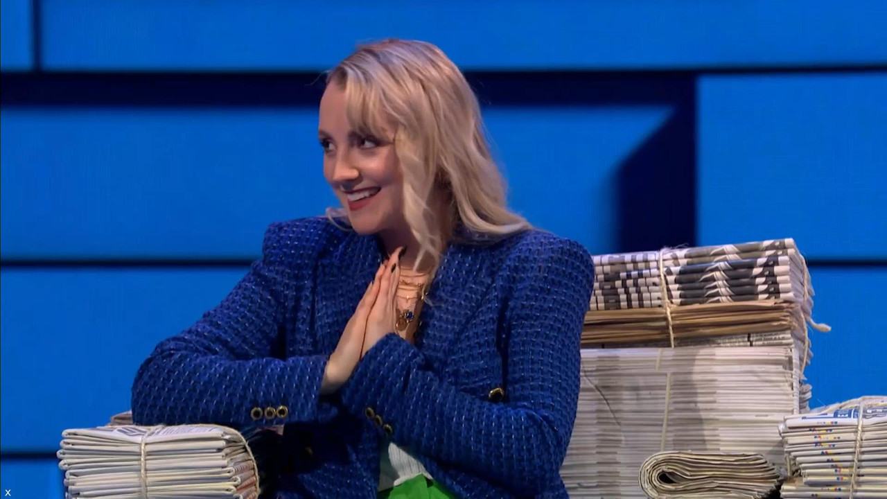 Evanna Lynch 041121.mp4_snapshot_11.06_[2021.11.04_23.57.44]