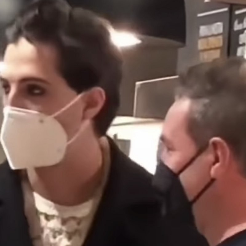 2A8625B6-EB22-417B-87F9-95A4F7C1FDCB