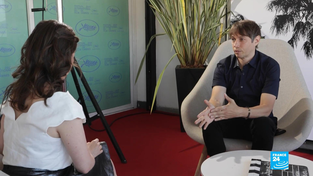 Cannes 2021 Director Sean Baker makes lift-off with Red Rocket • FRANCE 24 English.mp4_snapshot_08.3