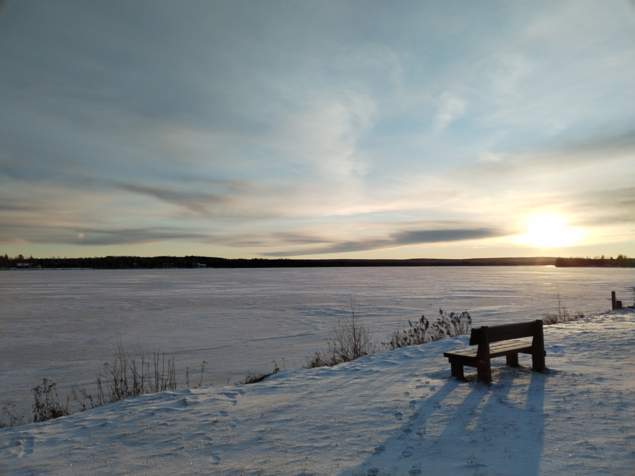 Día 5. Amanecer en el lago y atardecer en Ounasvaara – Viaje a Laponia con niñas - Viaje a Laponia con niñas - Finlandia 8 días (3)