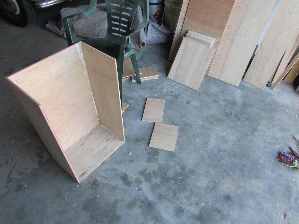 Bus kitchen cupboards (1)