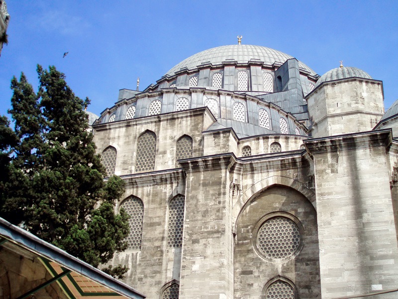 В Истанбуле, в Константинополе ...