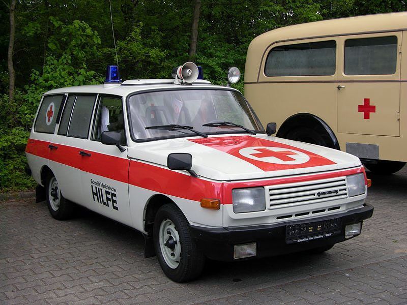 0 85-89 Wartburg 353 W Tourist MED