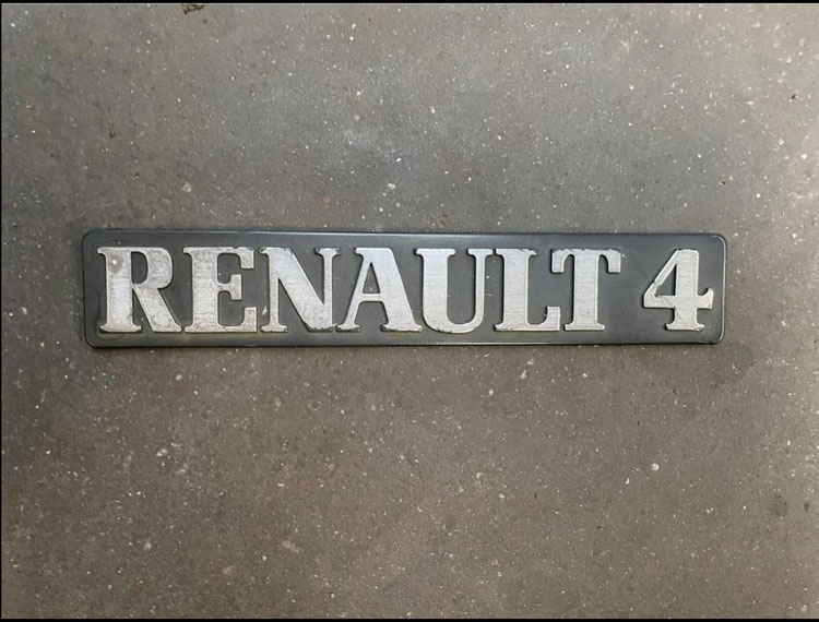 92FB3F8D-C7A3-40A9-95BC-2757F5B9BE39