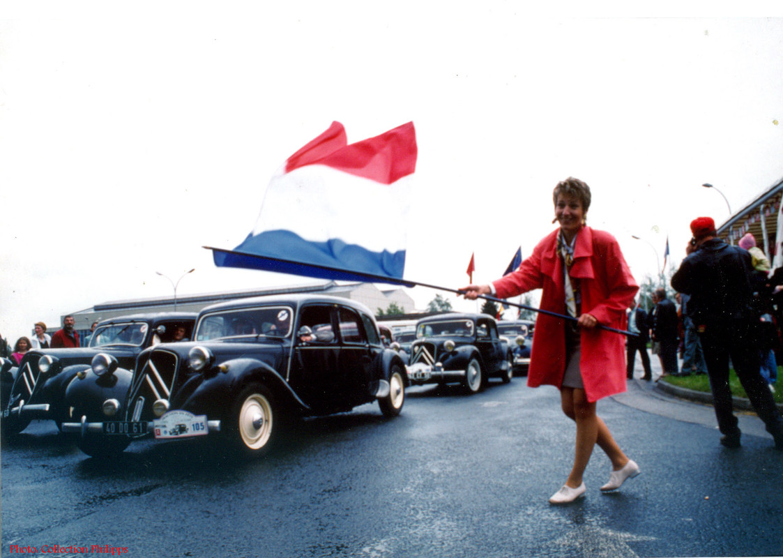 PHOTO TRACTION 1750 - 1