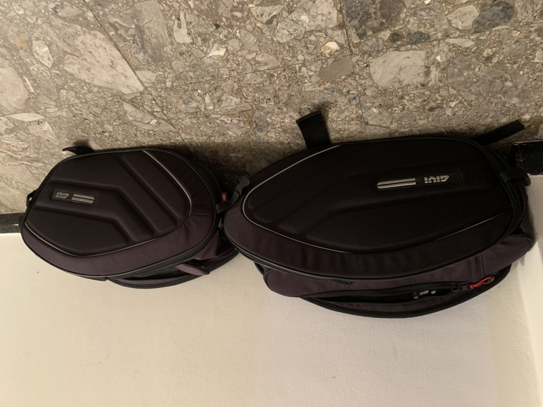 6FC1033B-60DD-45D2-A5D2-7881FD82278D