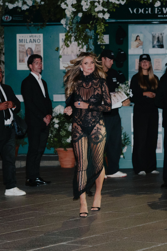 Heidi Klum Lace2026Vogue World197