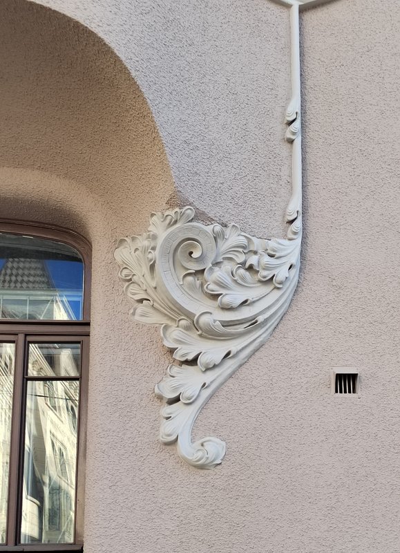 https://i.postimg.cc/7ZYmjMSW/245-IMG-20230815-180423.jpg