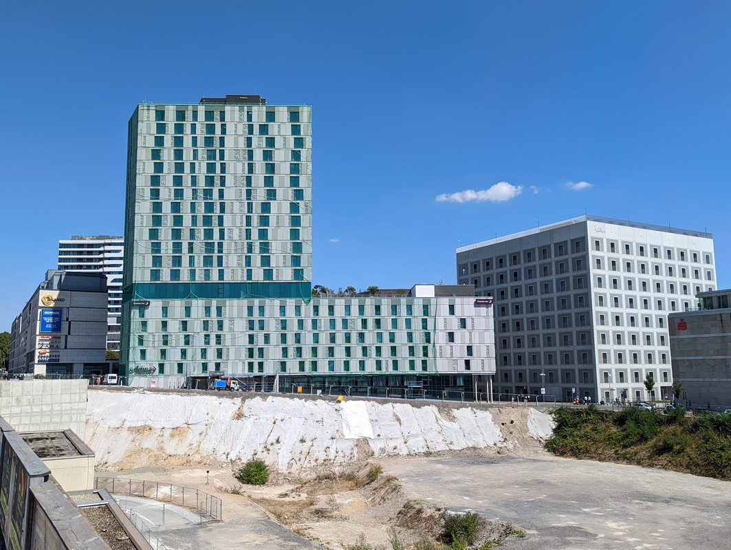 PXL_20220809_104008197.MP