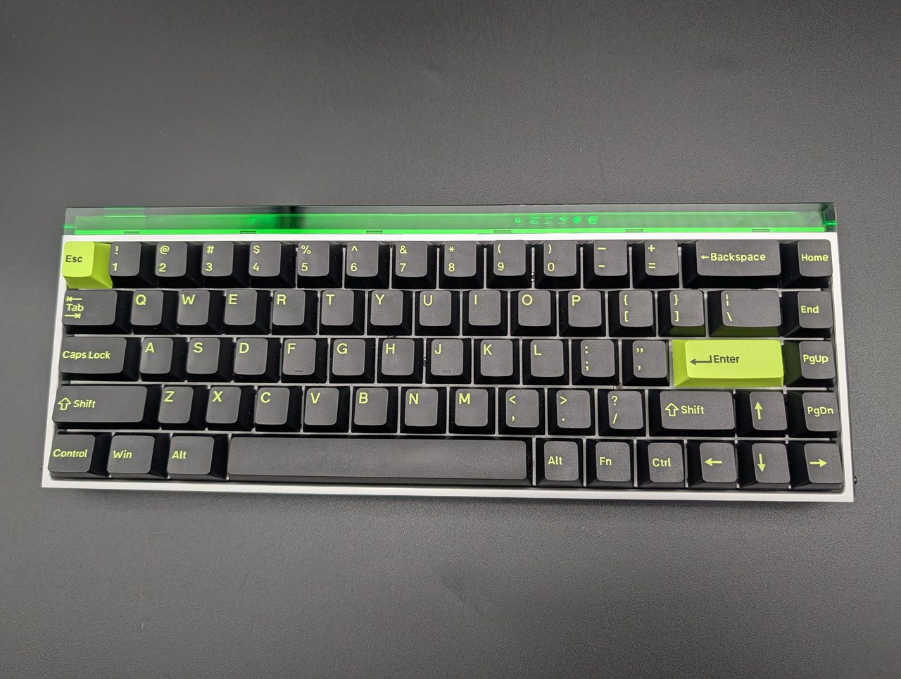 PXL 20260816 215707900