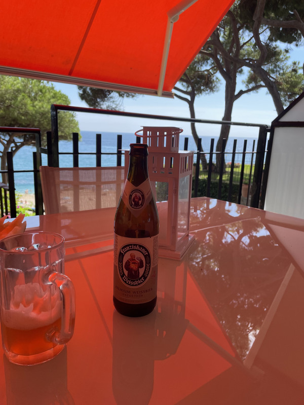 F4A79738-E67A-4410-8880-1D81751B062F