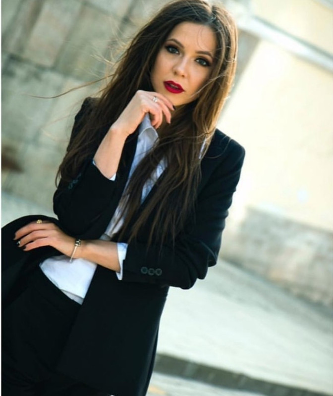 894AFF0F-1714-4CAA-8A6A-7E81BE637C7D