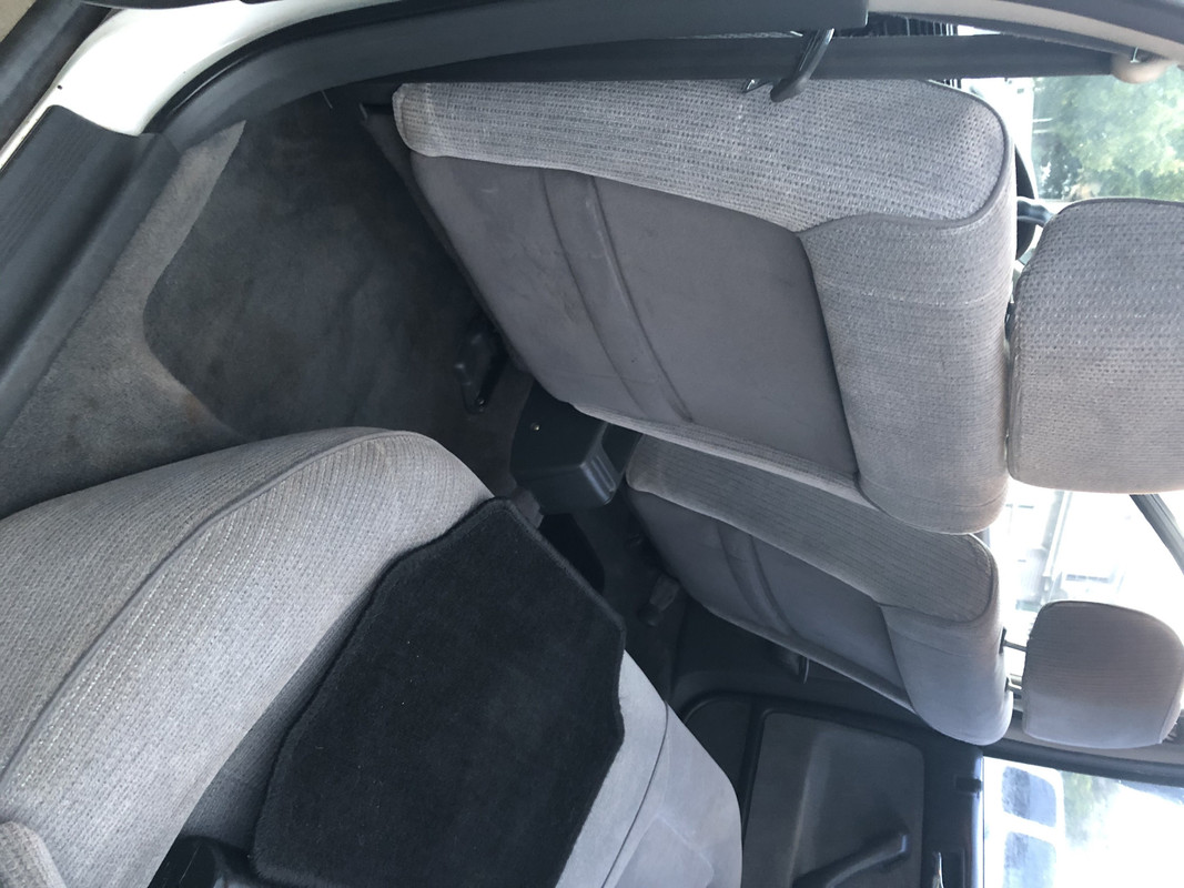 E064F9E5-05B2-4F4B-9FBD-1B4337C29684