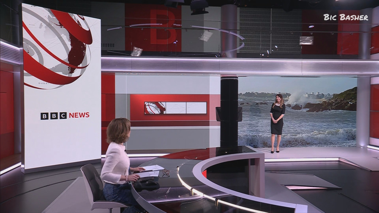 BBC News and Weather_20250126_22002225.ts_snapshot_24.16.526