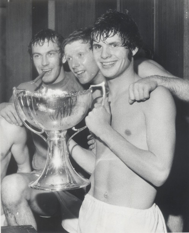 0b3d8b9f5aeb5ce40be7f2f0b631a408