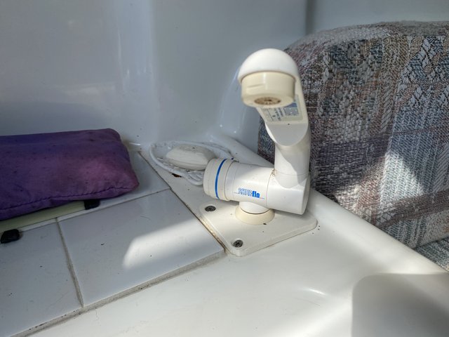 75ED1394-3F5A-4CA7-931A-F1E1ECDAF0D0