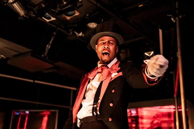 [Kép: Freight-The-Five-Incarnations-Of-Abel-Gr...WEBrip.jpg]