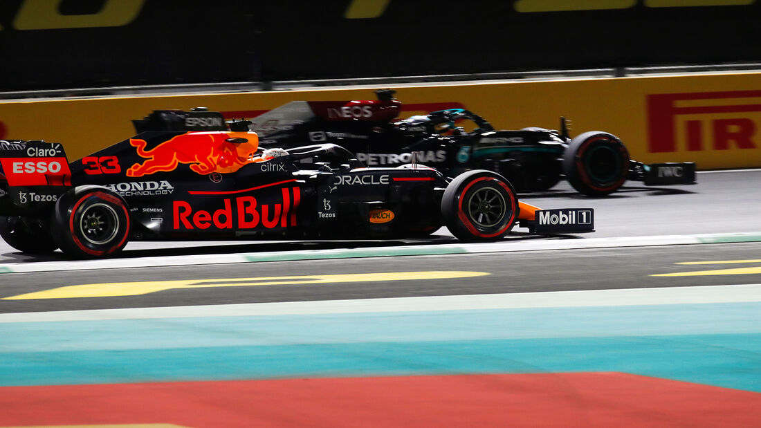 Max-Verstappen-Red-Bull-GP-Saudi-Arabien-Jeddah-Qualifikation-Samstag-4-12-2021-169Gallery-f20239ed-
