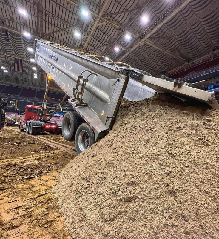 EB8EBABB-70DC-4561-B844-4FAB697AA5A9