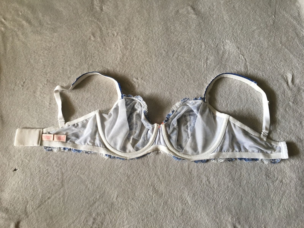 AS01 (66)