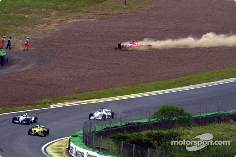 f1-brazilian-gp-2001-rubens-barrichello-out