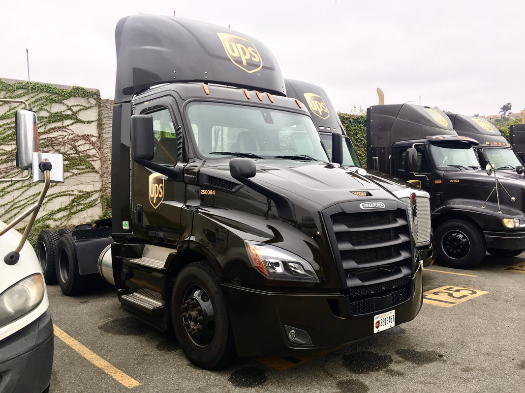 E8B335B0-8D76-4705-A9BF-1418B5FFE3E3