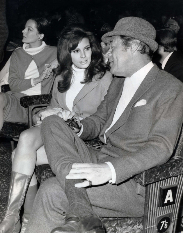raquel_welch_c68