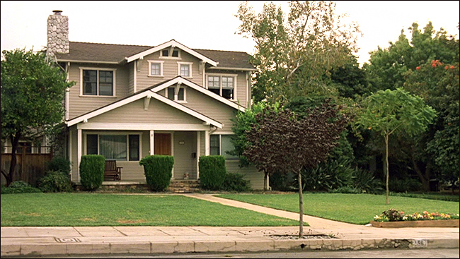 MV5BNGMzZjQxYzUtYTQ3ZS00MzM2LTk2ZTYtYjc0NWU4MzljYzVkXkEyXkFqcGdeQXVyMDgyNjA5MA@@._V1_