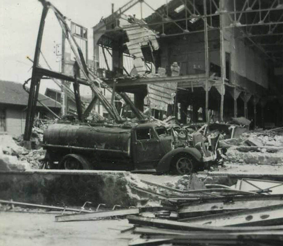WEHRMACHT TANKWAGEN - zerstörter Ford G