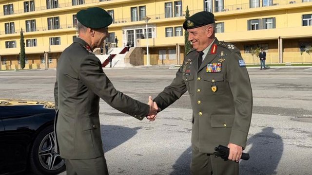 sinantisi33.jpg